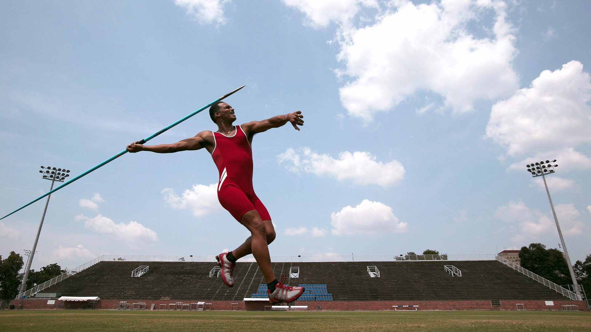克洛普不断革新战术，带领利物浦追求卓越